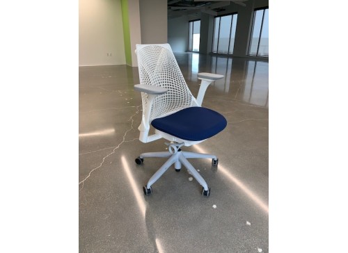 A Pre Owned Herman Miller Sayl Chair 