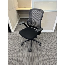 Used Knoll Regeneration Chair 