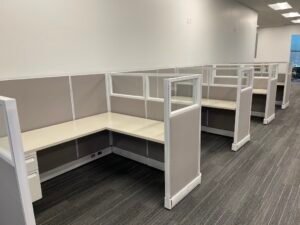 A Pre Owned Refurb Blend Herman Miller A02 Cubicle B